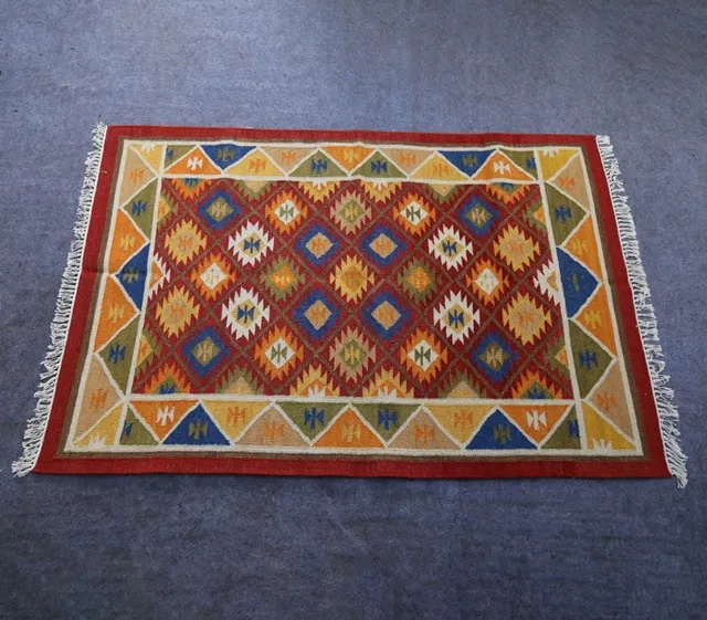 Rugs & durries